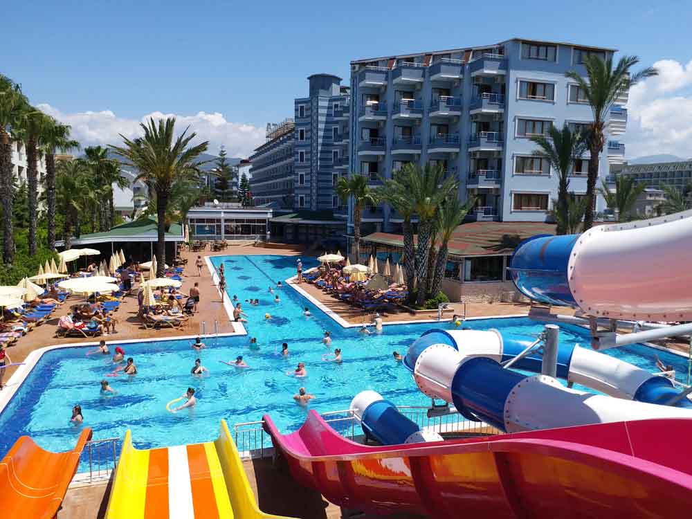 1–Hotel-8